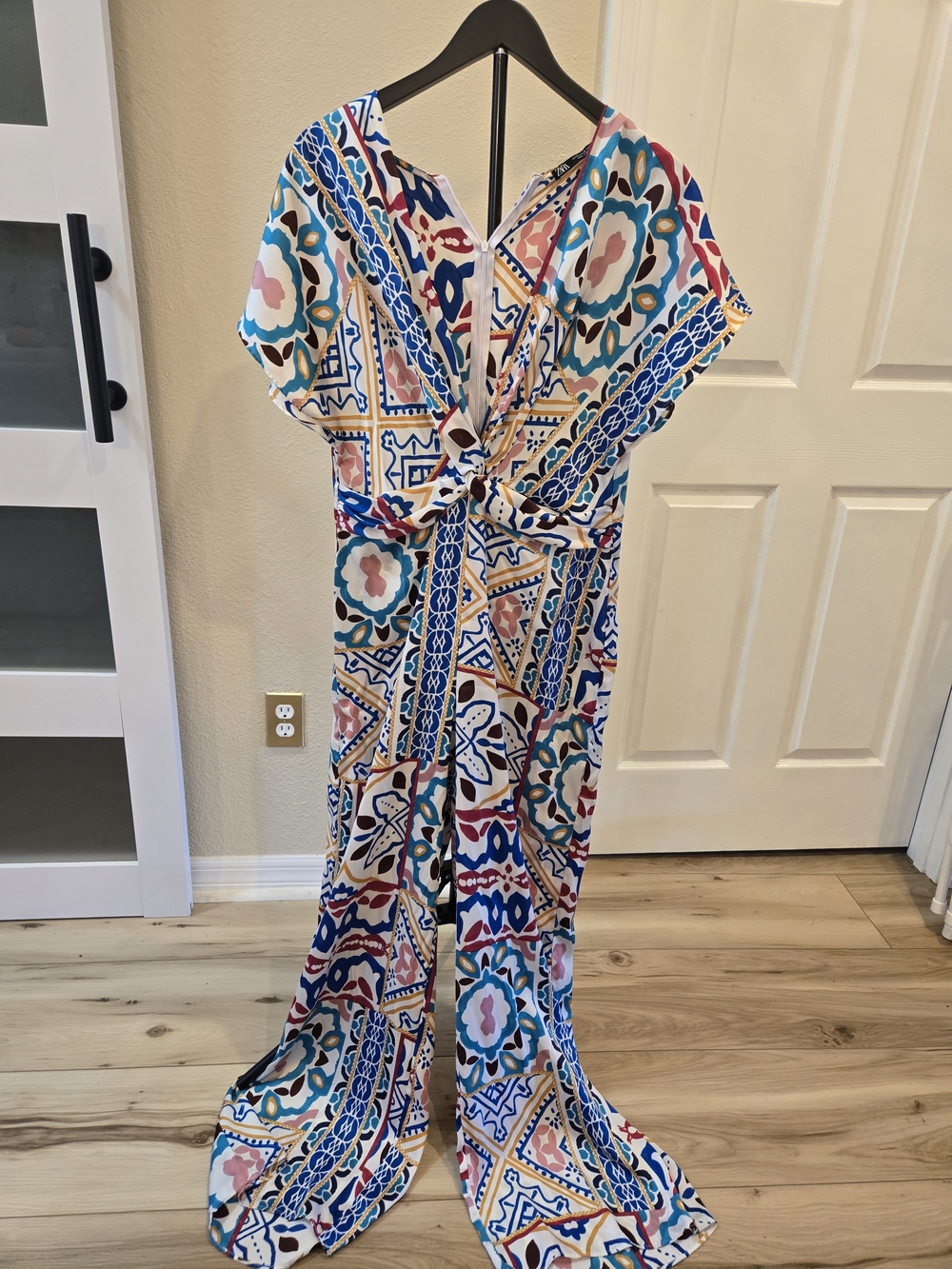 Zara Multicolor Printed Jumpsuit with V-Neck Tie